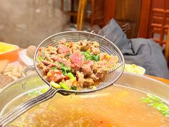-乡土黄·鲜牛肉火锅·小龙虾(兴业街店)