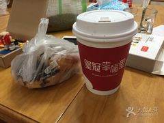 -皇冠幸福里动物奶油生日蛋糕(石桥店)