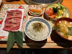 -肉魁屋·烧肉·烧鸟·酒场(高新店)