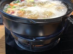 -陆记牛庄·碳锅龙虾烧烤(爱上花园店)