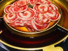 -猪啊牛呀羊啊铜盘烤肉(正大广场店)