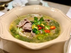 烧椒酸汤福山牛肉-闻见中国海南菜(K11店)