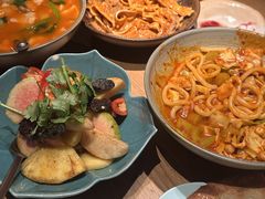 -纳鲁孜·新疆特色餐厅(上海悦荟广场店)