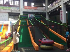 -蒙特利亲子乐园