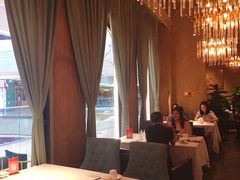 靠窗位-麓湘小镇(开福万达广场店)