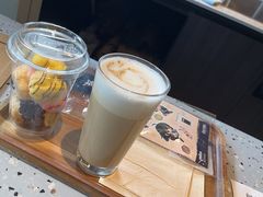 -LAVAZZA拉瓦萨咖啡(中航城君尚购物中心店)