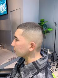 -不迫先生专业男士剪发