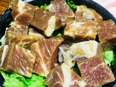 坛子大块肉-原始泥炉烤肉(总店)