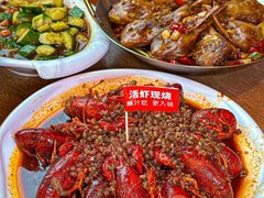 -霸气大叔干锅鸭头·龙虾烧烤·川菜·赛事直播(三里屯店)