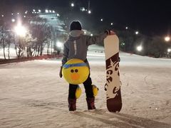 -庙香山滑雪场