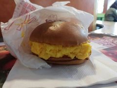 -麦当劳(中山八路店)