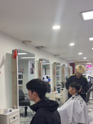 -米娜护肤造型