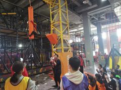 -嗨翻Hi-Fun竞技主题乐园·蹦床亲子生日轰趴(国光1937店)