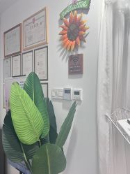 -YooMee优美智能科技美肤机构