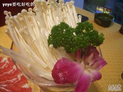 羊家-金针菇-羊家胡同·龙虾烧烤火锅(龙汇路店)