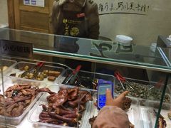 -老鼎万春卤菜(鹭湖宫8区店)