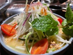 青木瓜丝凉拌金针菇-义气烤肉餐吧(大族广场店)