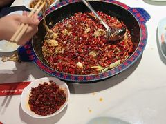 -何师傅美蛙鱼头(汉街店)