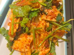 香辣牛板筋-江边城外烤全鱼(汉光百货店)