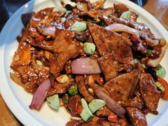 -95号酱骨·一块豆腐(展春园西路店)