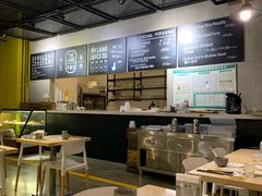 -来龙里 精致 东南亚餐室(万象城店)