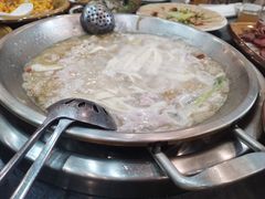 -老来福·非遗酸汤兔(凯旋路店)