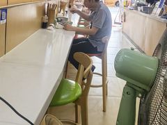-叶伟胡辣壳面(两路口店)