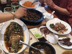 -梅利汴京烤鸭•开封豫菜地标店(铁北街店)