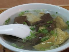 -松树干拌面店