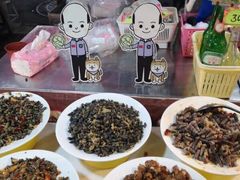 -六合夜市