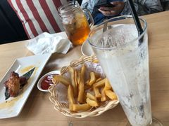 -LENBACH兰巴赫西餐啤酒坊(大连东港店)