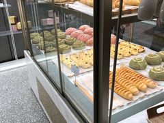 面包甜点陈列柜-奈雪的茶(市百一店)