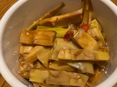 -渝是乎川渝小炒(新世界百货望京店)
