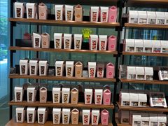 -Laderach 莱德拉(上海环贸iapm店)