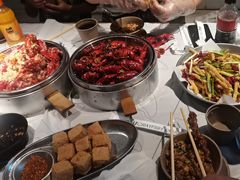 -巴厘龙虾·榜首油焖大虾(音乐学院·沿江酒馆店)
