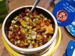 黑三剁配薄饼-雀舞云南菜(乐客城店)