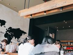 大堂-星巴克(七宝领展广场1F店)