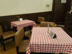 -红宝石·鲜奶小方·海派西点房(浦三店)