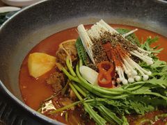 -喇喇排骨火锅·传统韩式脊骨汤(望京西园总店)