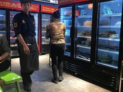 -钢管厂五区小郡肝串串香(奥克斯广场锦城万达店)