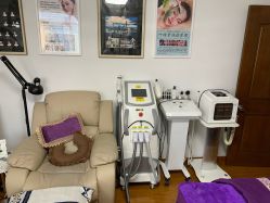 -杉惠素颜美妆皮肤管理中心