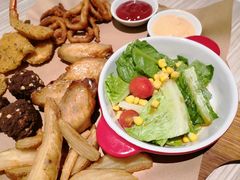 人气重磅拼盘-必胜客餐厅(昆百大泰业城店)