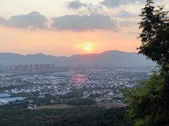 -灵岩山风景区