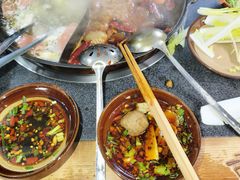 -重庆故事姊妹老火锅(财经学院店)