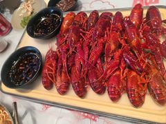 -肥肥虾庄·金牌油焖大虾(杨园滨江时代walk店)