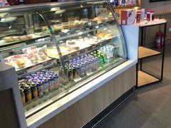 面包甜点陈列柜-COSTA COFFEE(哈尔滨凯德学府店)