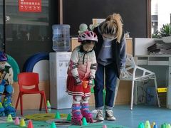 -乐翔轮滑(中庚漫游城店)