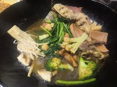 -万记麻辣烫国展总店