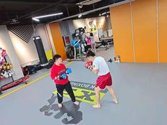 -享受健身·美体塑形馆