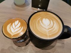 -星巴克臻选(上海虹桥新天地三店)